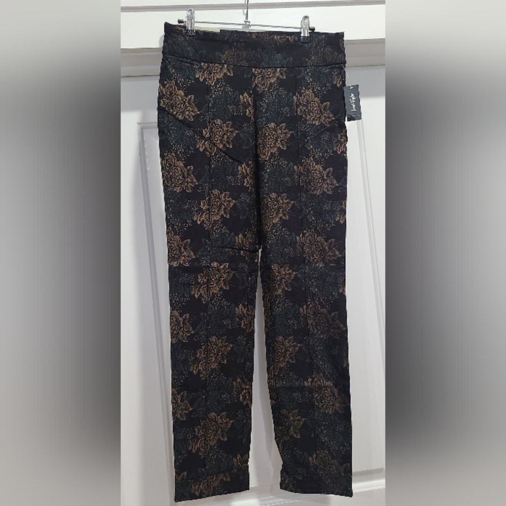 Lord & Taylor Women's Kelly Pull On Sz 10 Slim Leg Mid Ankle Length Floral Pants